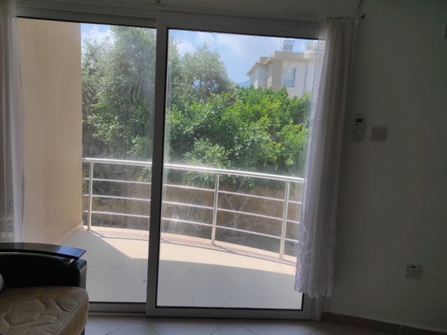 Flat To Rent in Girne Merkez, Kyrenia