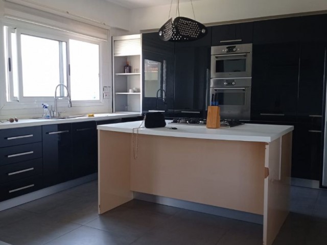 Flat To Rent in Doğanköy, Kyrenia