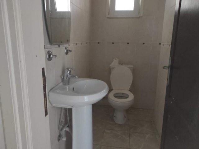 Flat To Rent in Girne Merkez, Kyrenia