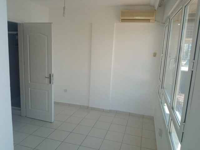 Flat To Rent in Girne Merkez, Kyrenia