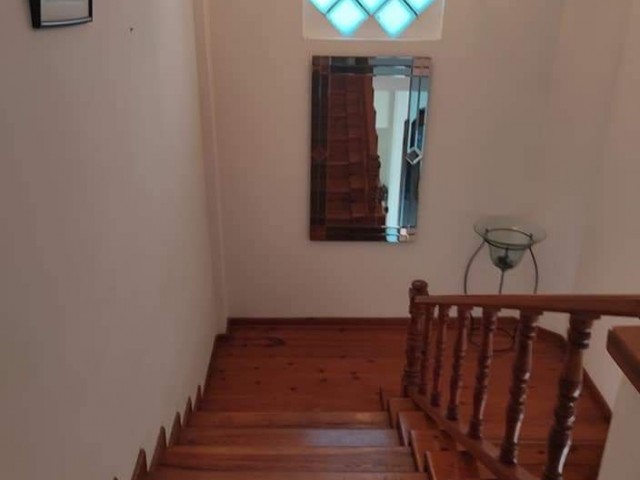 Kiralık 4 yatak odalı Villa 