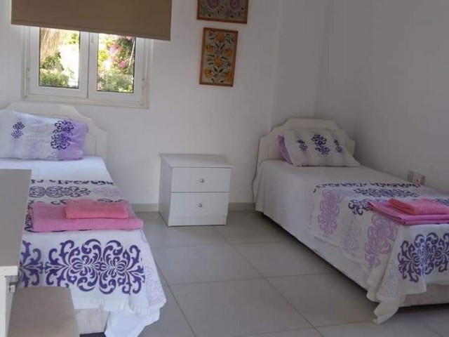 Kiralık 4 yatak odalı Villa 