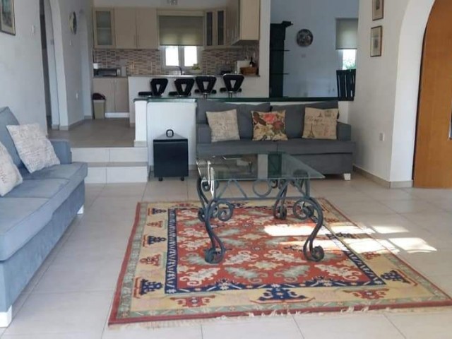 Kiralık 4 yatak odalı Villa 