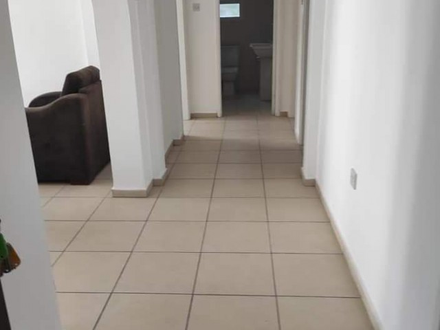 3 bedroom apartment ** 