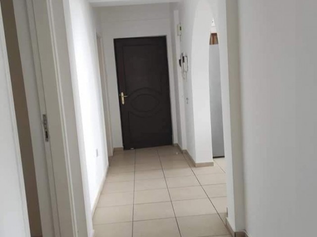 3 bedroom apartment ** 