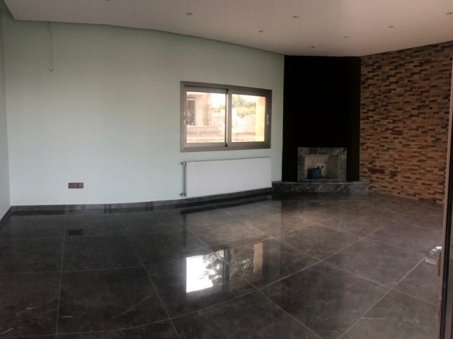 Satılık 3 yatak odalı Villa 