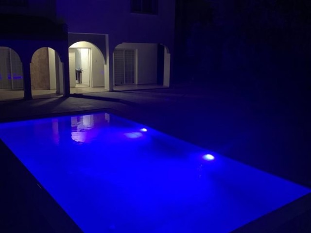 4 bedroom villa for rent ** 