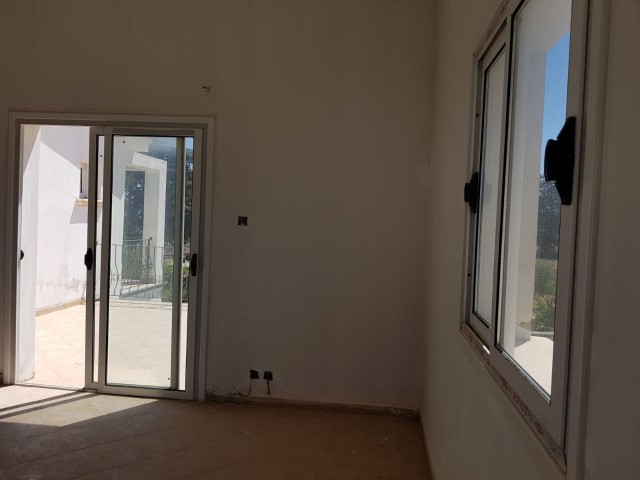 Satılık 3 yatak odalı Villa 