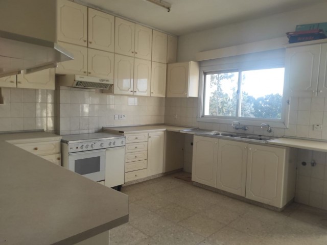 3 Bedroom apartment ** 