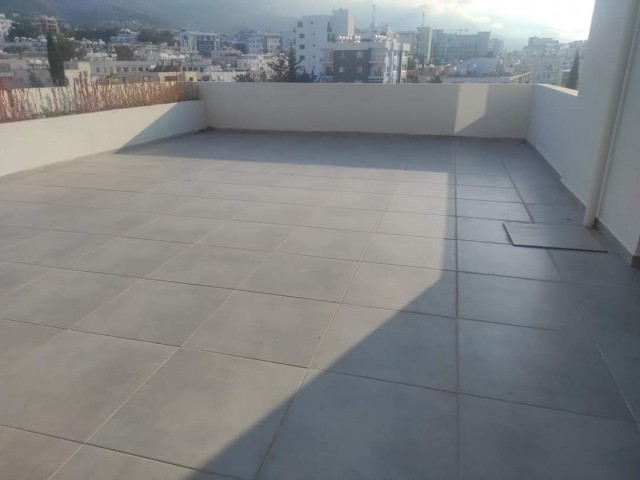 Girne'de Satılık 2 yatak odalı Penthouse 