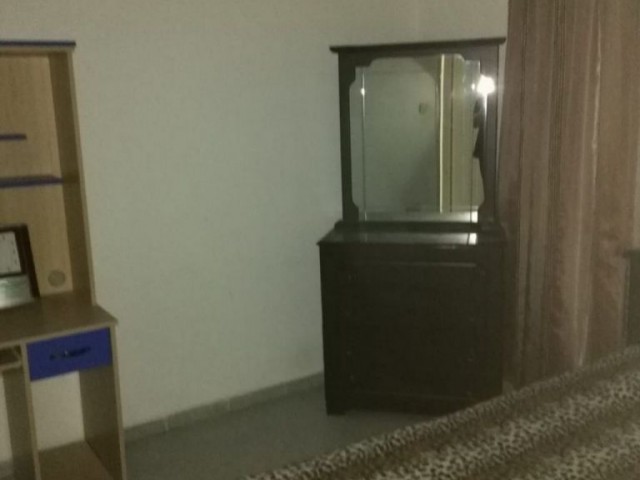 Küçük kaymaklı 3+1 zemin kat full eşyalı kiralık daire 