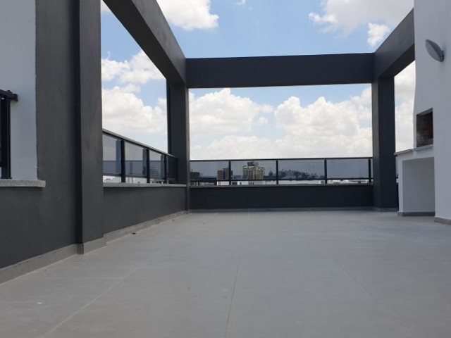 Penthouse For Sale in Köşklüçiftlik, Nicosia