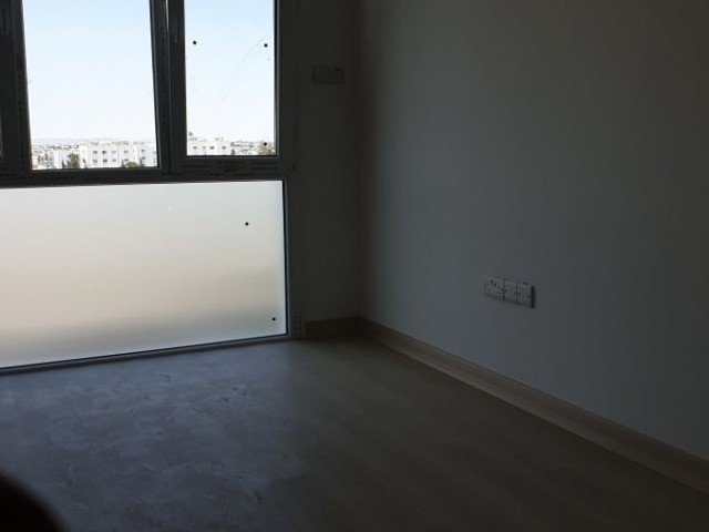 Penthouse For Sale in Küçük Kaymaklı, Nicosia