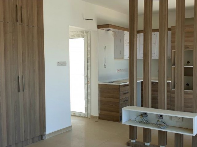 Penthouse For Sale in Küçük Kaymaklı, Nicosia