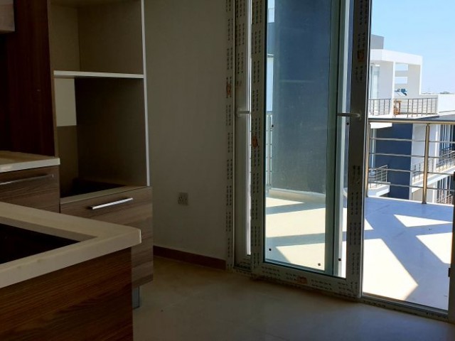 Penthouse For Sale in Küçük Kaymaklı, Nicosia