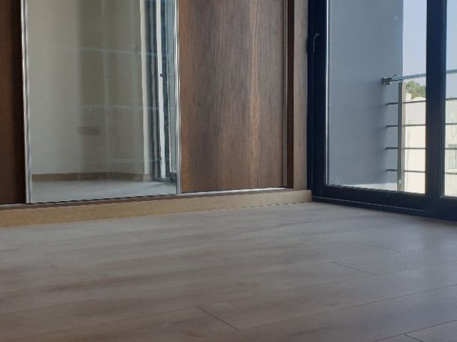 Penthouse For Sale in Küçük Kaymaklı, Nicosia