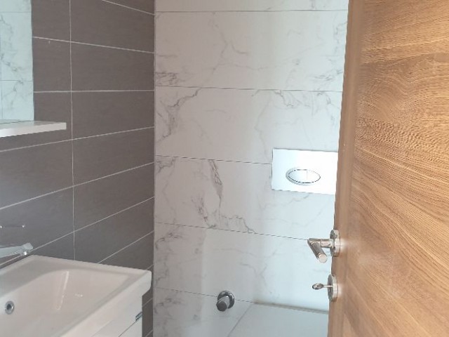 Penthouse For Sale in Küçük Kaymaklı, Nicosia