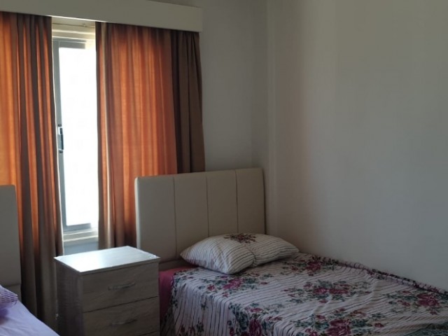 Girne kaşkarkort bölgesi.   3+1 Full eşyalı daire 