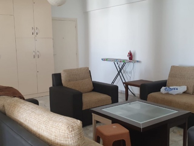 Girne kaşkarkort bölgesi.   3+1 Full eşyalı daire 