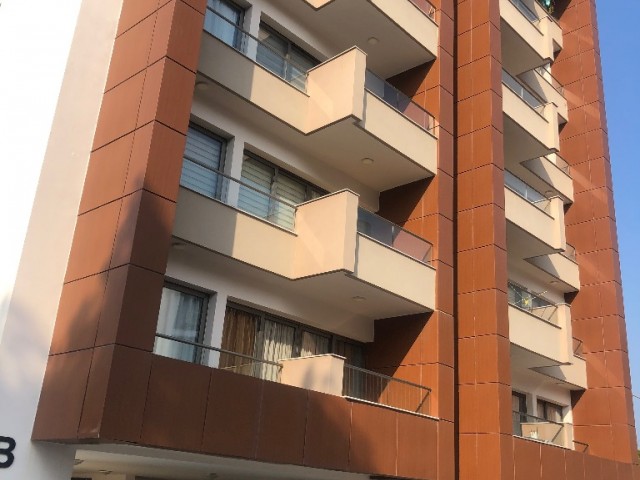 Girne Merkez’de Emtan Concept’te merkezinde 2 + 1 full eşyalı daire