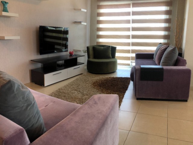 Ortaköyde lüks 3 + 1 full eşyalı daire