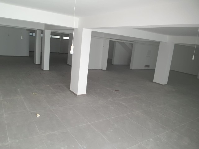 Küçük kaymaklı merkezde 300 m2  kiralık Depo