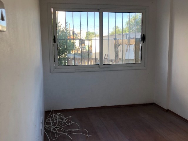 Flat For Sale in Küçük Kaymaklı, Nicosia