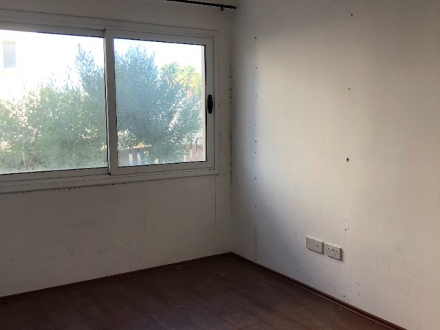 Flat For Sale in Küçük Kaymaklı, Nicosia