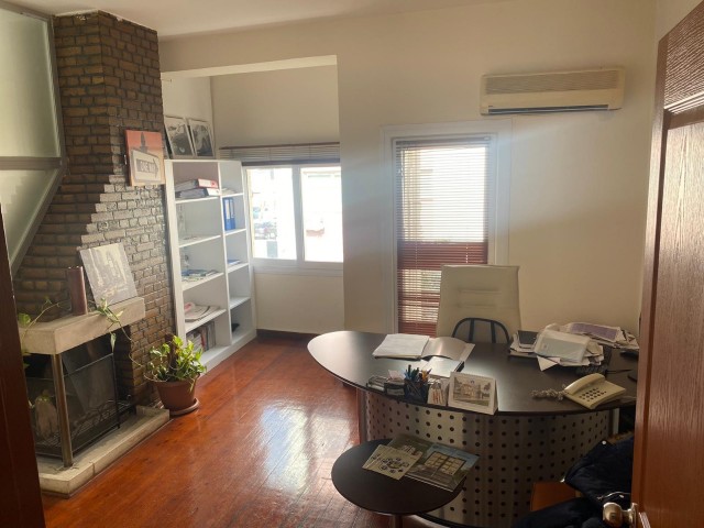 Office with commercial permission in Dereboyu center ** 