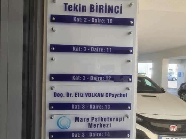 Ortaköy de ticari izinli lux 2+1 şömineli daire