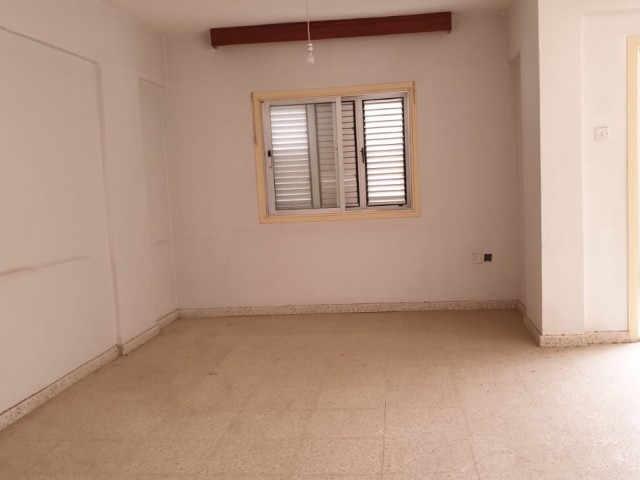 Office 3 + 1 rental apartment in Yenikent center ** 