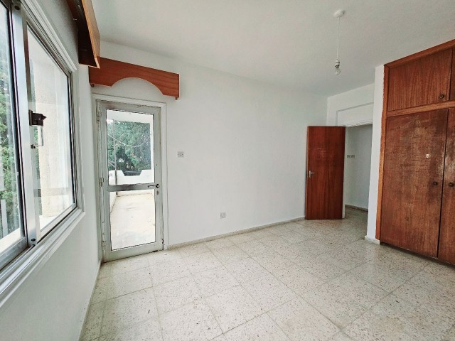 YENİ LiMAN BÖLGESİ, TÜRK MALI,150 M2, 3+1 DAİRE 