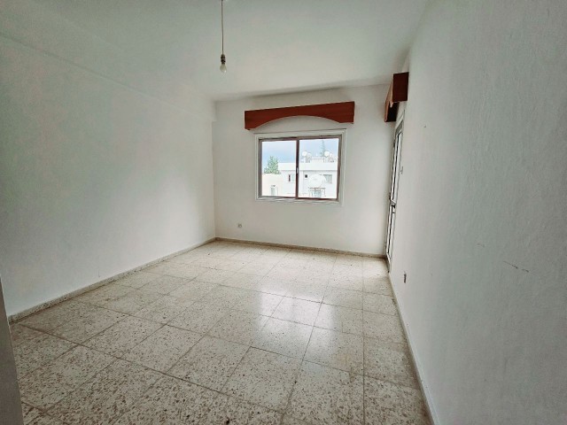 YENİ LiMAN BÖLGESİ, TÜRK MALI,150 M2, 3+1 DAİRE 