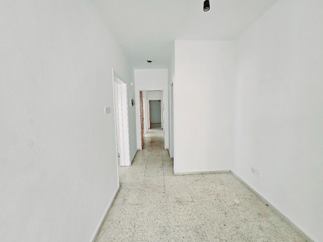 YENİ LiMAN BÖLGESİ, TÜRK MALI,150 M2, 3+1 DAİRE 