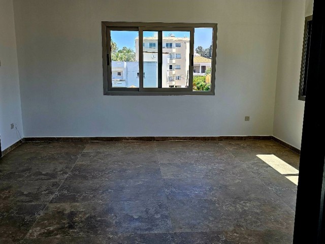 KÖŞKLÜÇİFTLİK RENOVATED 3+1 FLAT