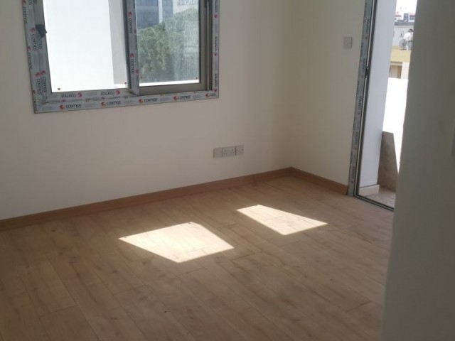 YENİ ŞEHİRDE SÜPER LOKASYONDA PENTHOUSE 