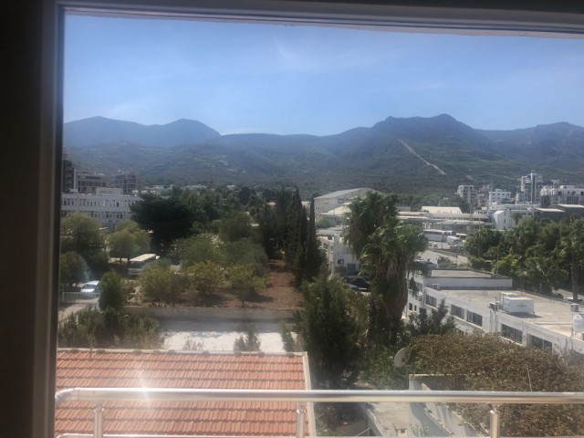 Flat To Rent in Girne Merkez, Kyrenia