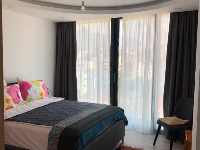 Flat To Rent in Girne Merkez, Kyrenia