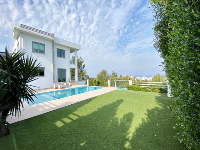 Golden Hill Villa - SOLE AGENT