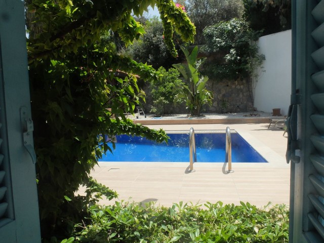 Stunning 4 bedroom luxury villa for sale set in the tranquil Catalkoy