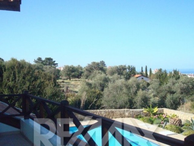 Detached Villa-Bellapais ** 