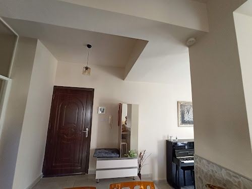 Garden floor flat in Kyrenia center ** 