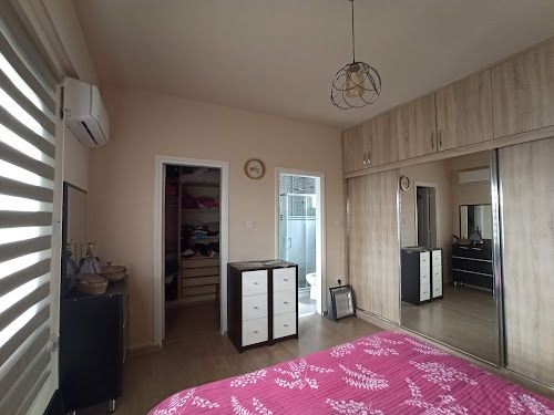 Garden floor flat in Kyrenia center ** 