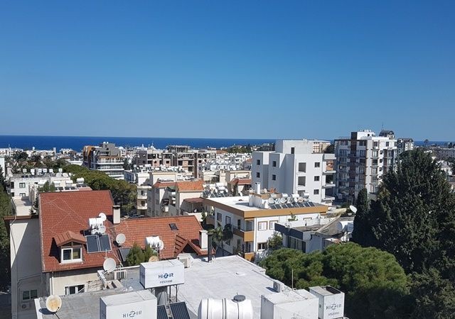 Girne merkez'de Deniz manzaralı 2+1 daire