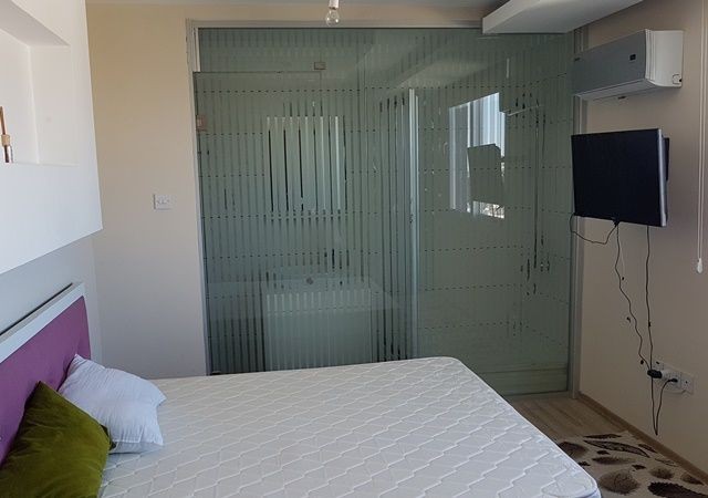 2+1 Wohnung mit Meerblick im Zentrum von Kyrenia ** 