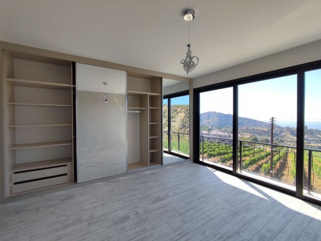 Kyrenia is under your feet! 4+1 luxurious villa for sale!