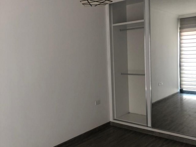 2+1 Wohnung Zum Verkauf In Kyrenia Zentrum ** 