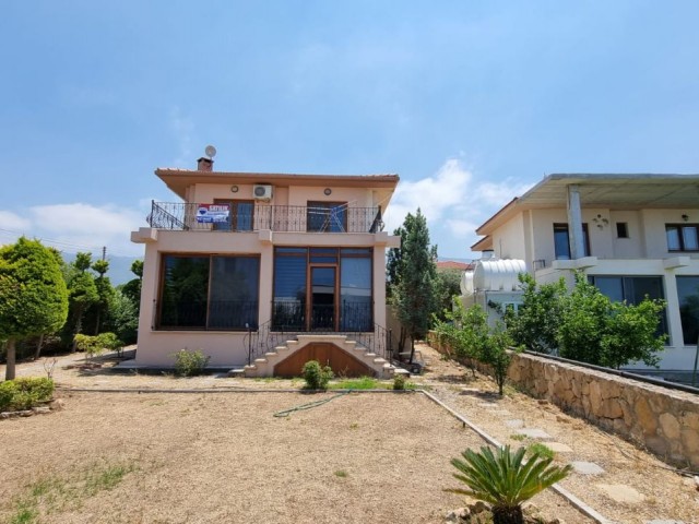 4+1 Villa for Sale in Walking Distance to the Sea in Çatalköy ** 