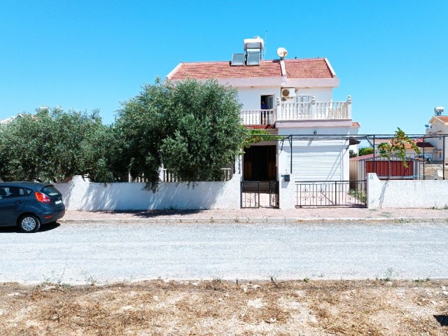 0 Villa zum Verkauf am Meer in ausgezeichneter Lage in der neuen Bosporus nde ** 