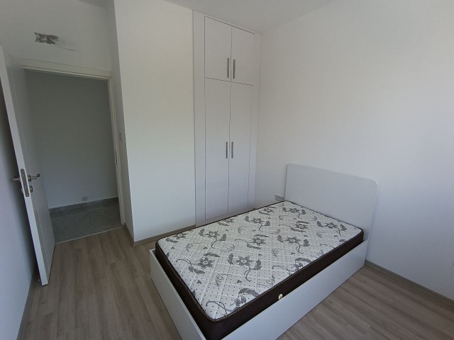 2+1 Wohnung Zum Verkauf In Ausgezeichneter Lage Im Zentrum Von Kyrenia ** 